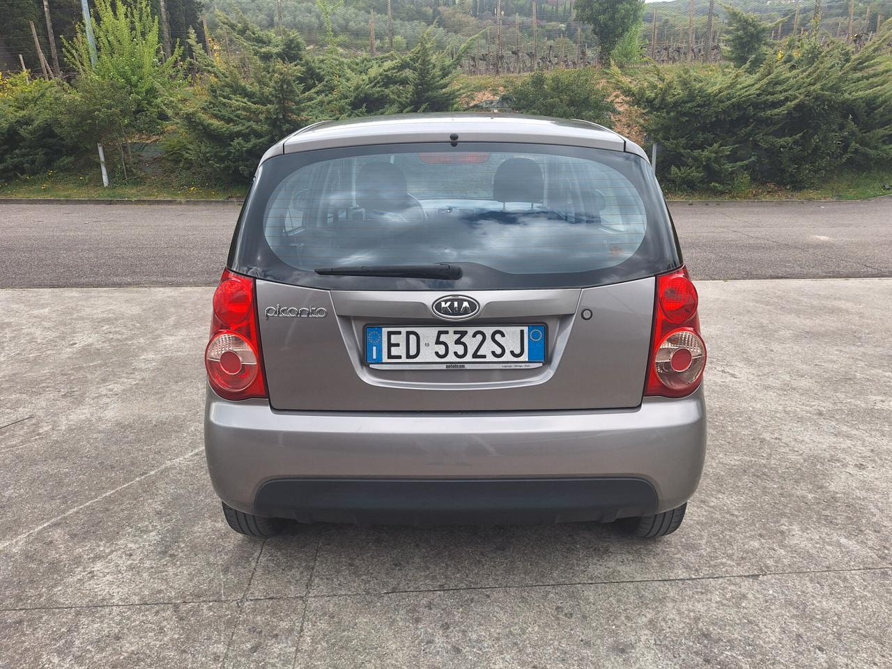 Kia Picanto 1.1 65000Km