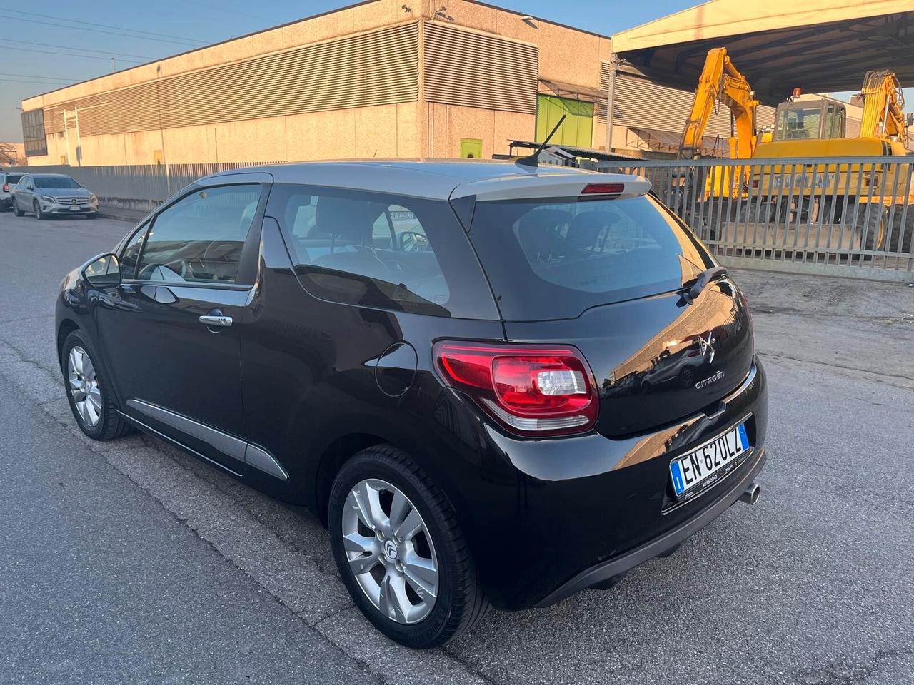 Citroen DS3 1.4 HDI JUST BLACK EURO5B NEOPATENTATO