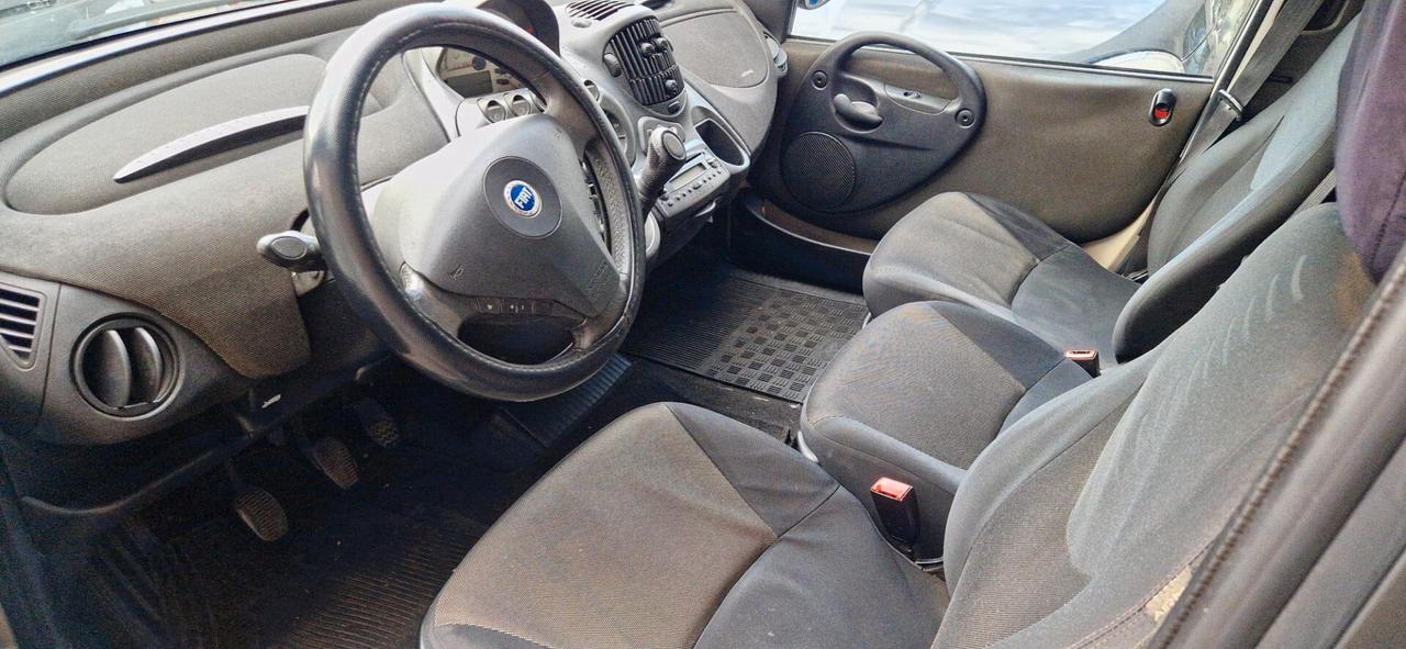 Fiat Multipla 1.6 16V Natural Power Emotion