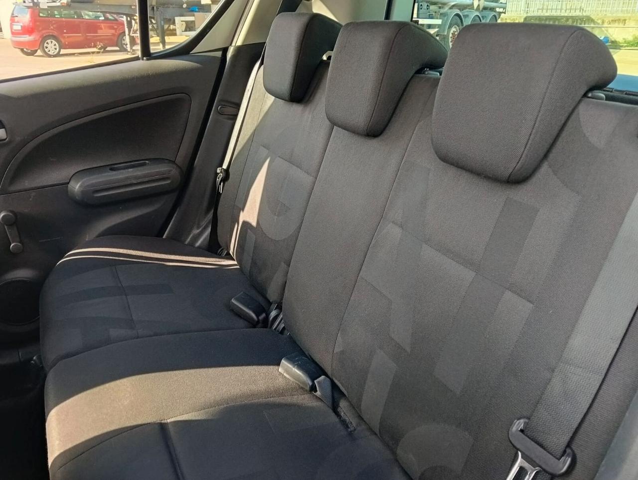 Opel Agila 1.2 Enjoy GPL c/automatico