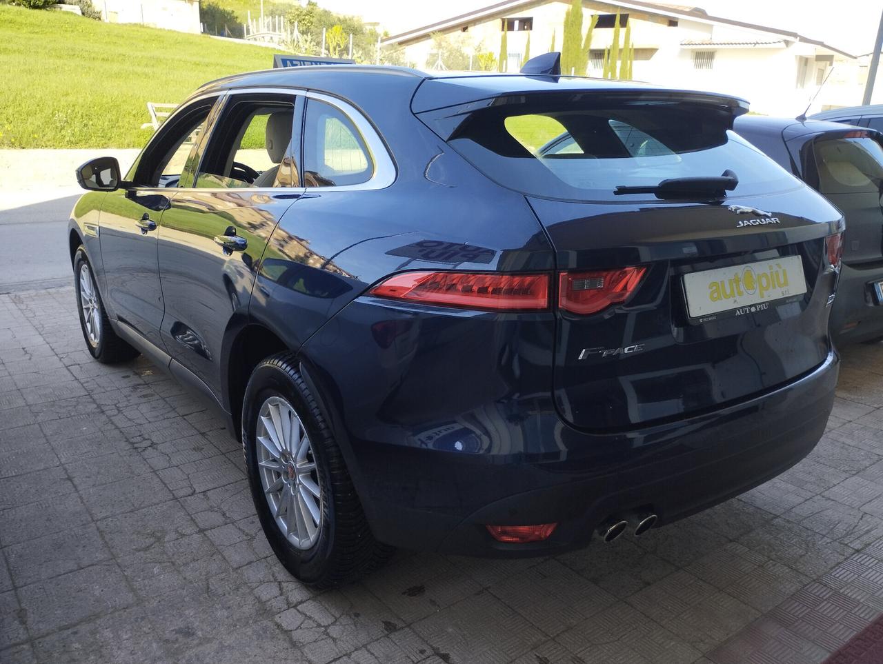 Jaguar F-Pace 2.0 D 180 CV AWD aut. Prestige