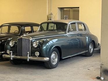 Bentley S1 Guida a SX