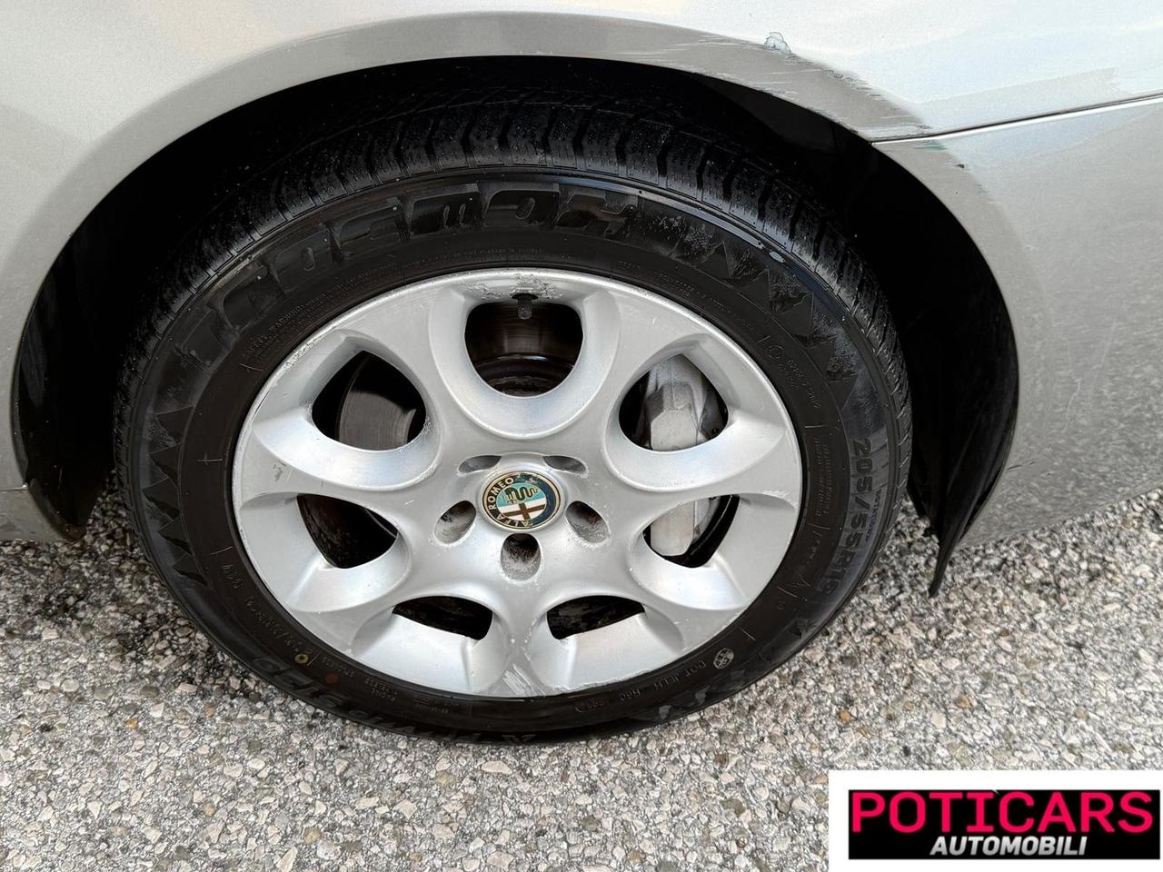 Alfa Romeo 159 1.9 JTDm Distinctive