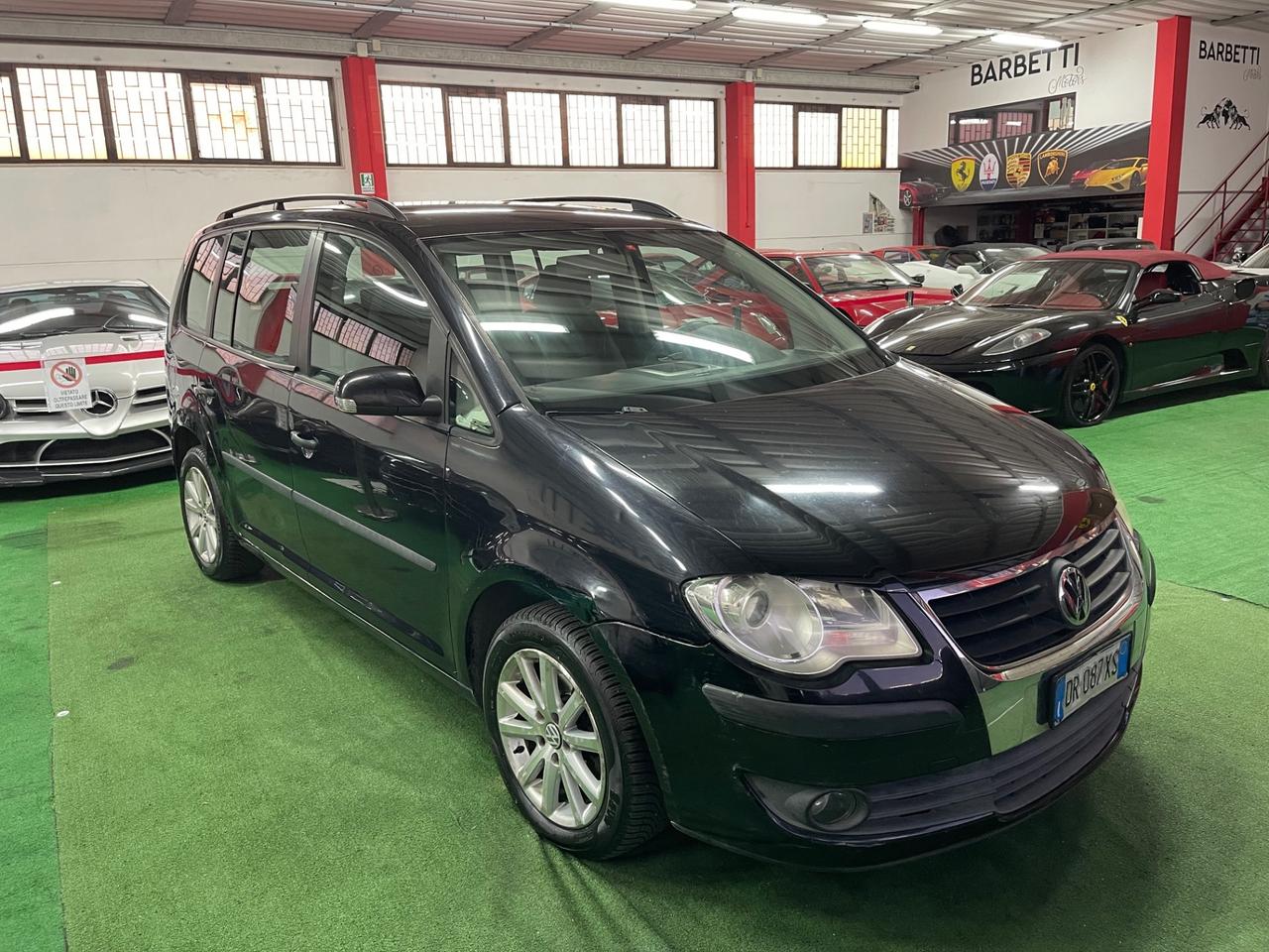 Volkswagen Touran 1.9 TDI Aut. 7 Posti Neopatentati PERMUTE RATE