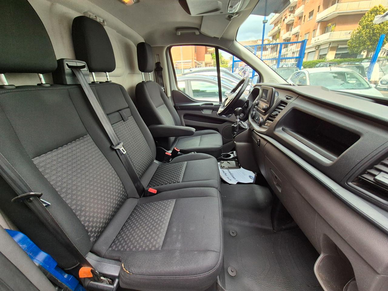 Ford TRANSIT CUSTOM DIESEL HYBRID