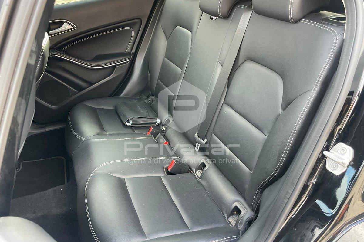 MERCEDES GLA 200 CDI Premium