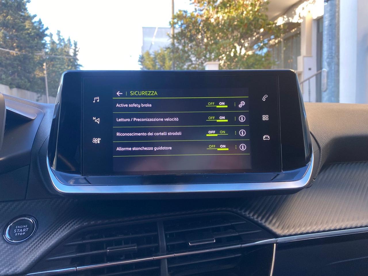 PEUGEOT 208 ALLURE PACK 1.5 102CV CAM Navy 21