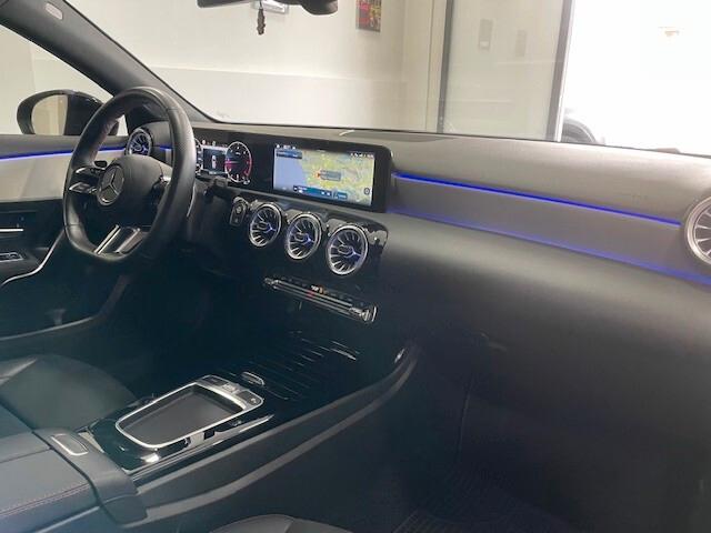 Mercedes A 200 AMG Line Premium