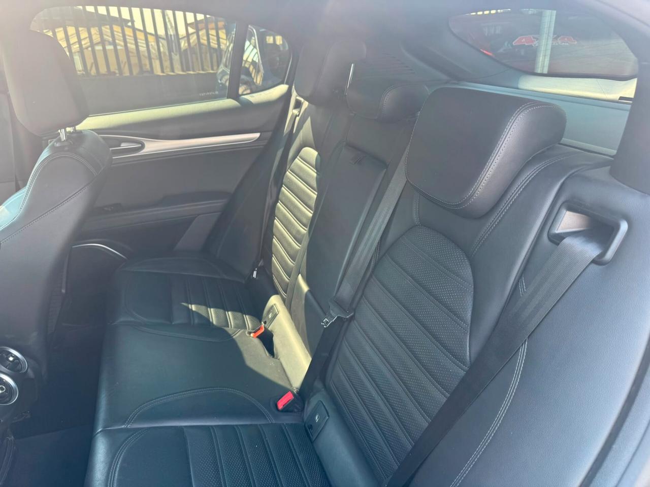 Alfa Romeo Stelvio 2.2 Turbodiesel 210 CV AT8 Q4 Super