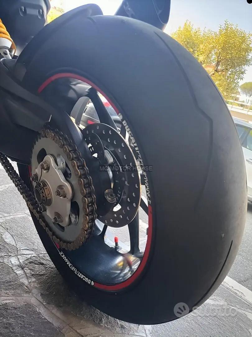 Ducati 821 hypermotard +promo incluso passaggio+