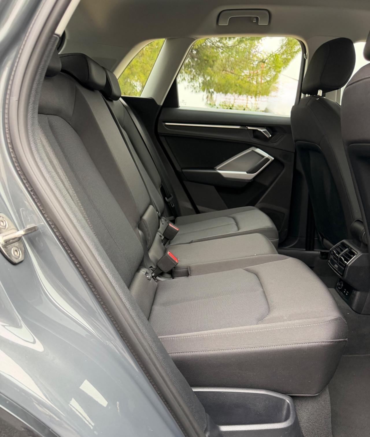 Audi Q3 35 2.0 Tdi 150CV STronic Virtual-Led