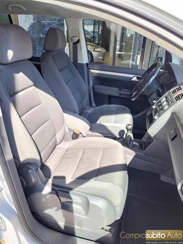 VOLKSWAGEN Touran 1.6 Trendline Bifuel G