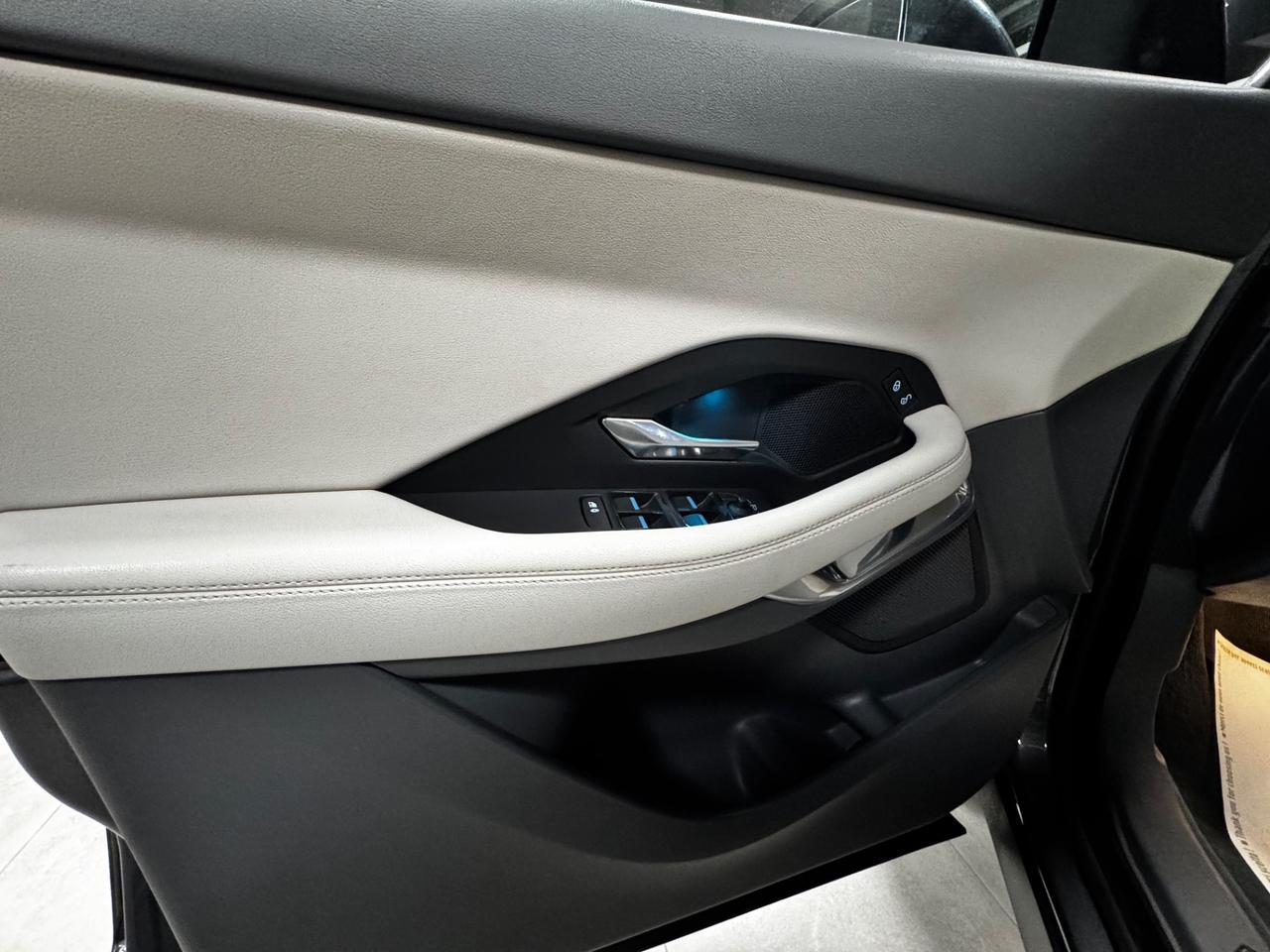 JAGUAR E-PACE 4WD R-DYNAMIC SPORT