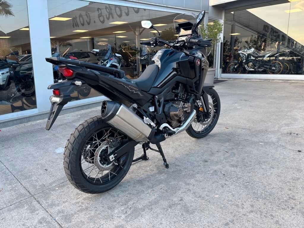 Honda CRF1100L Africa Twin DCT 2026 / KM 0 Tua a solo 179 Euro al mese