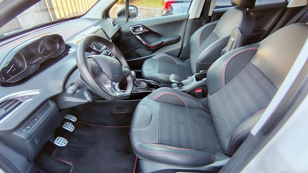 Peugeot 2008 gt-line 1.2 benzina 130 cv euro 6 distribuzione già fatta
