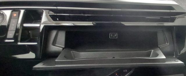 PEUGEOT 5008 Hybrid 136 e-DCS6 Allure