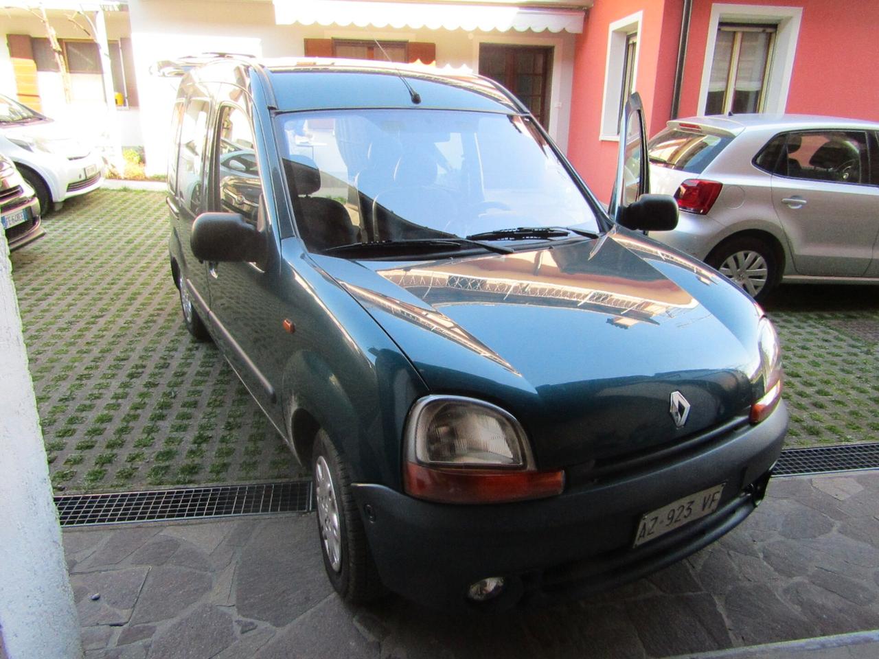 Renault Kangoo 1.4 BZ per Trasporto Disabili