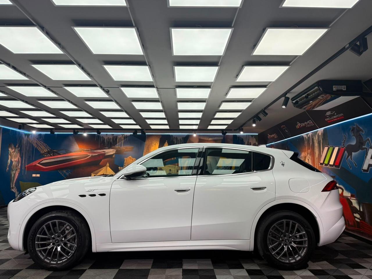 Maserati Grecale MHEV 300 CV AWD GT (226)