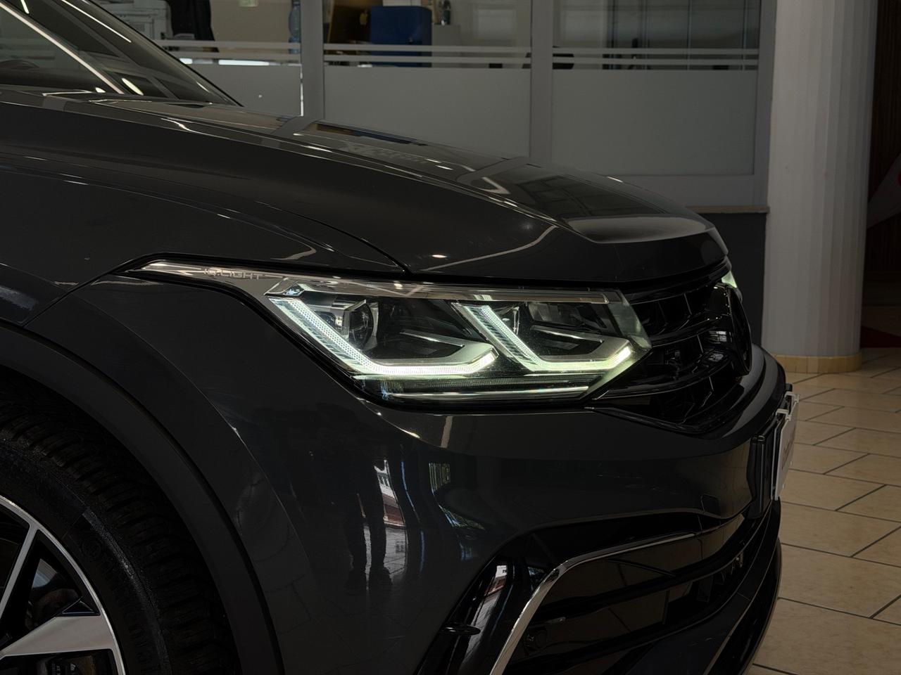 Volkswagen Tiguan 2.0 TDI 200 CV SCR DSG 4MOTION R-Line