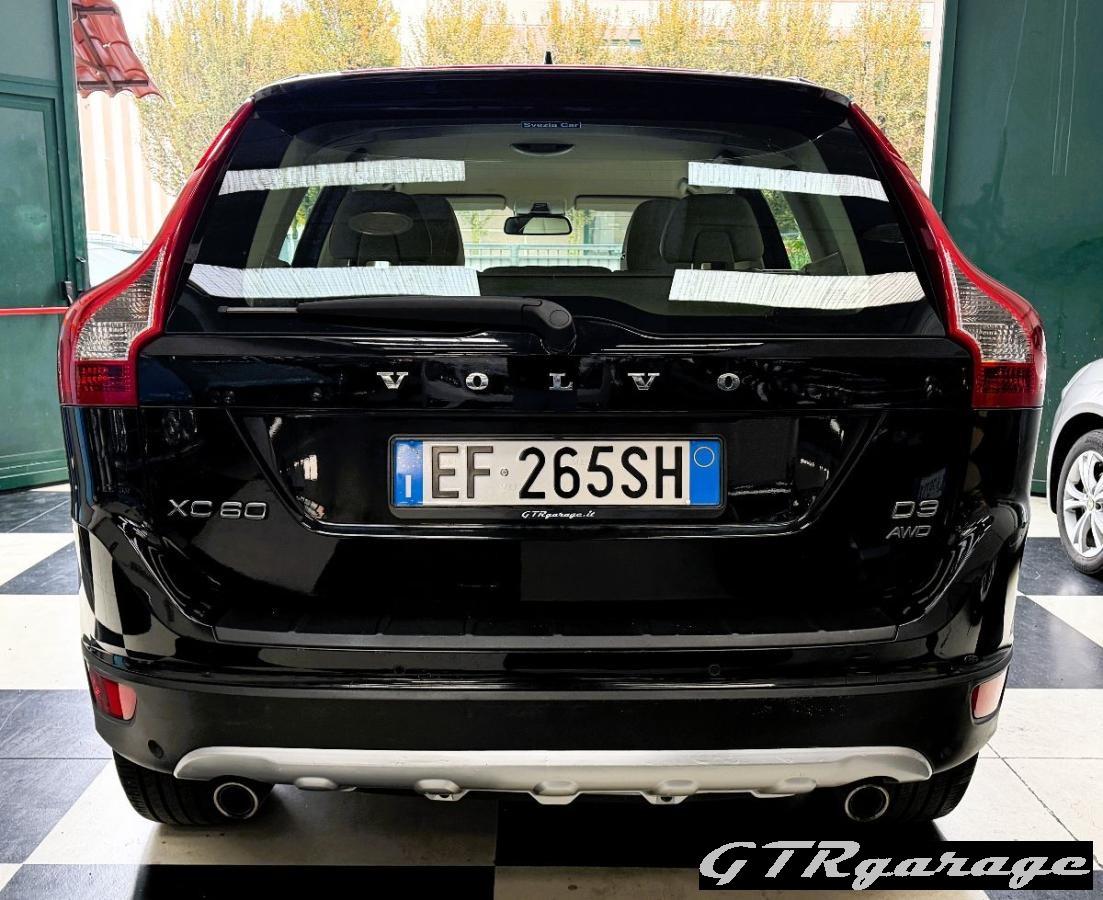 VOLVO - XC60 - D3 AWD Geartronic Momentum