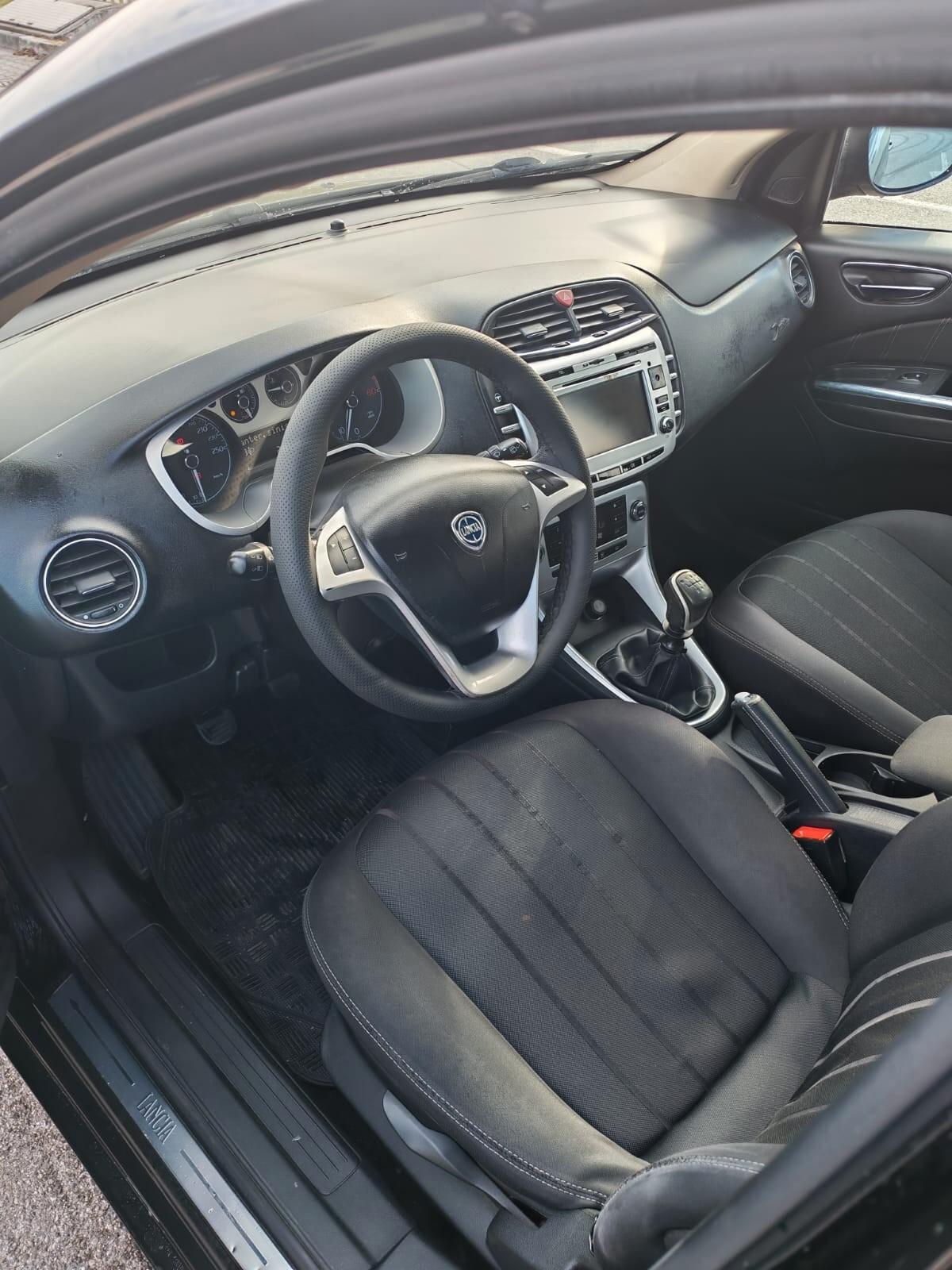 Lancia Delta 1.4 T-Jet 120 CV Oro