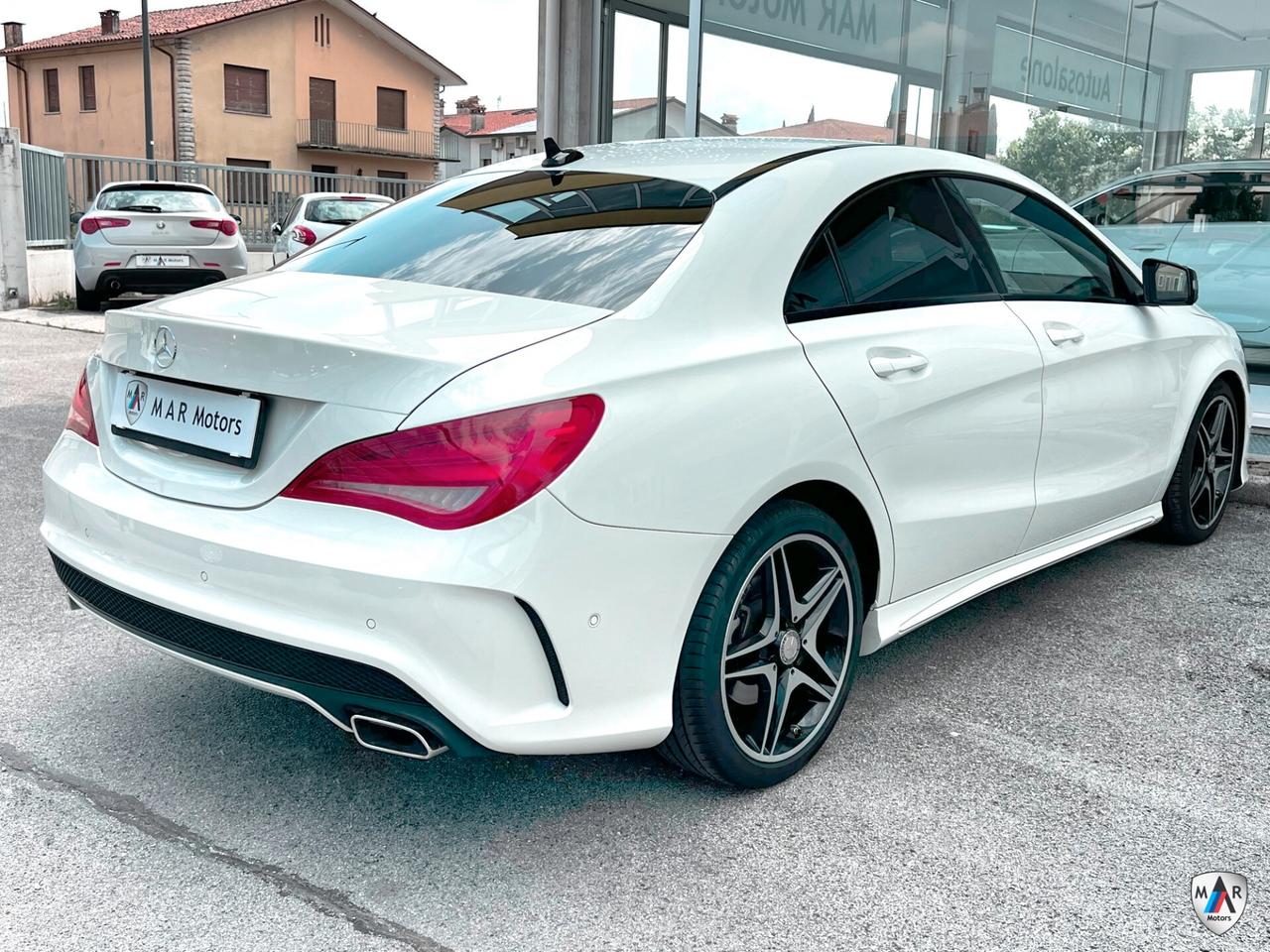 Mercedes-benz CLA 220 d Automatic Premium Dark Night