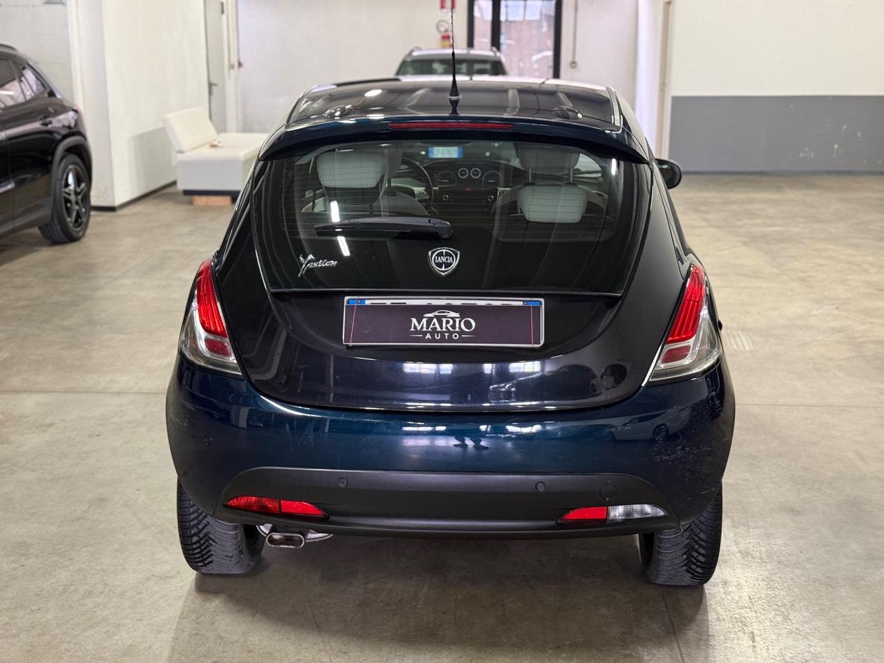 Lancia Ypsilon 1.2 69 CV 5 porte Gold