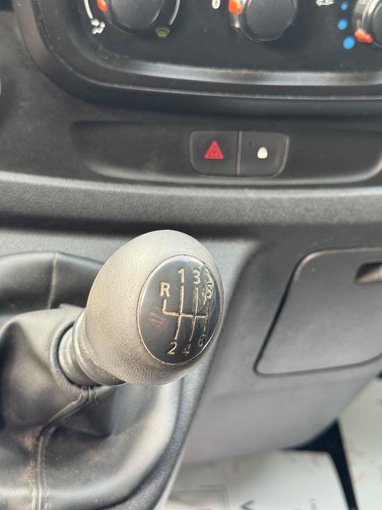 Renault Trafic T27 1.6 dCi 95CV PC-TN Zen N1