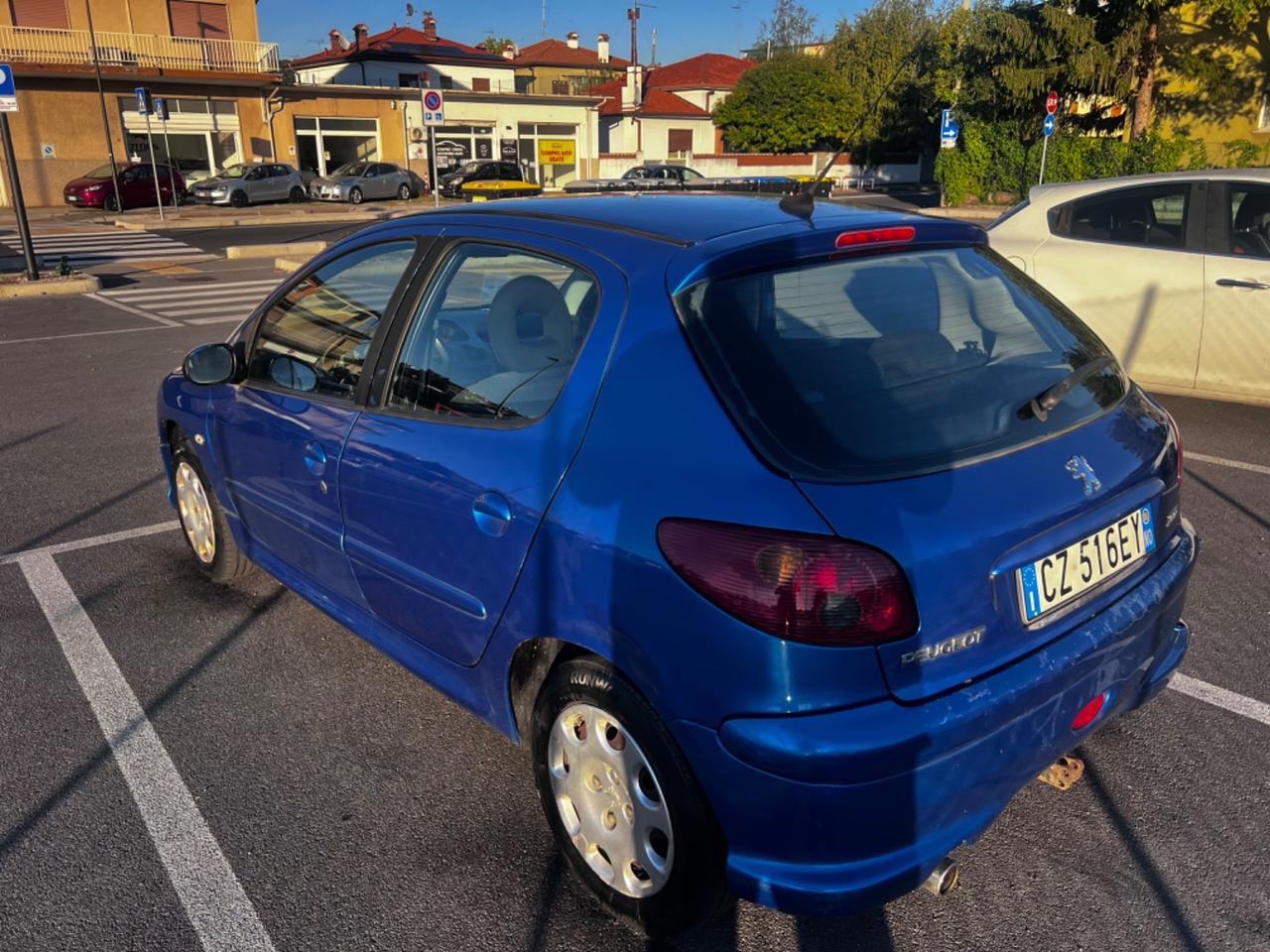 Peugeot 206