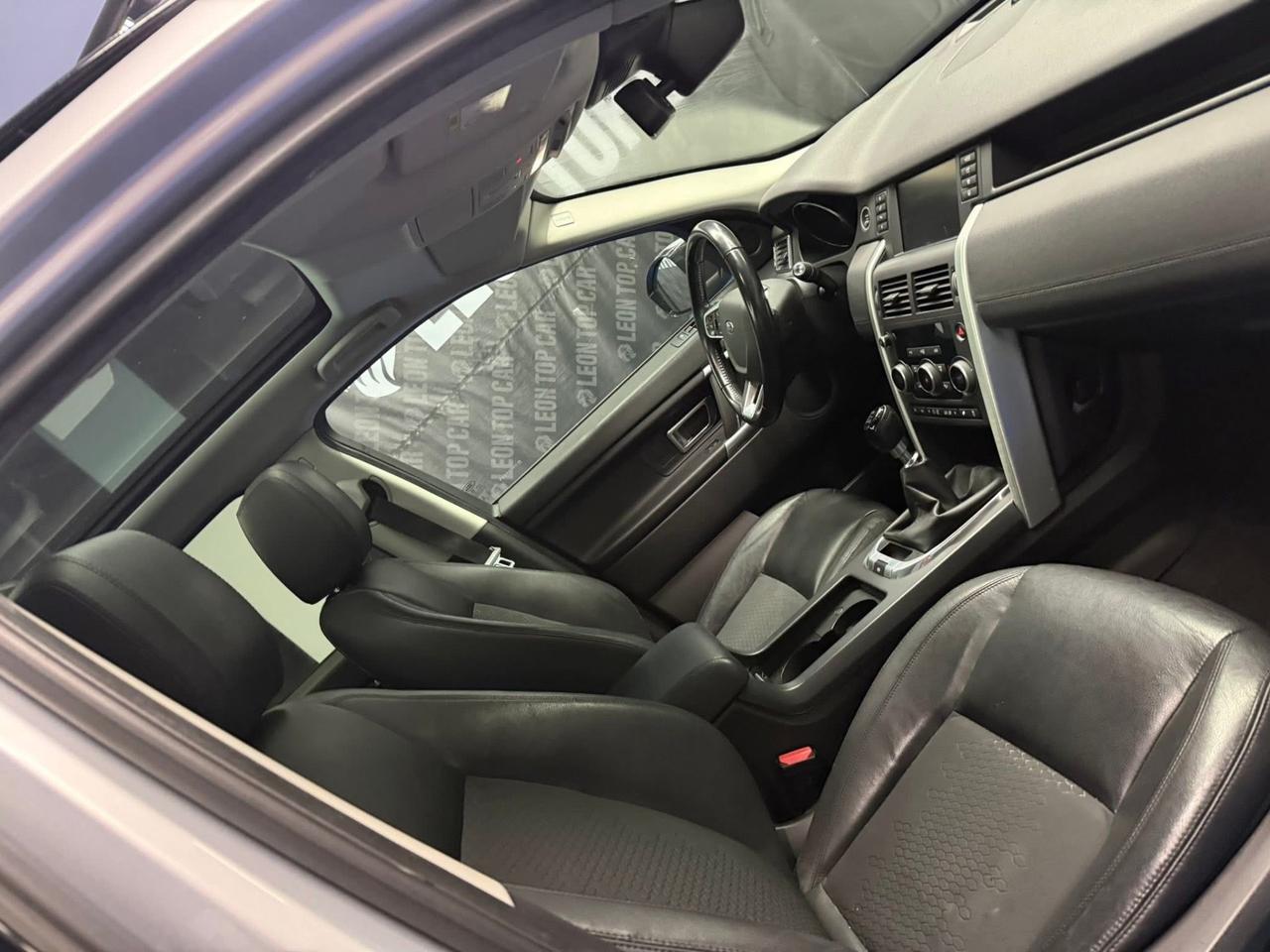 Land Rover Discovery Sport 7 posti tetto in vetro full