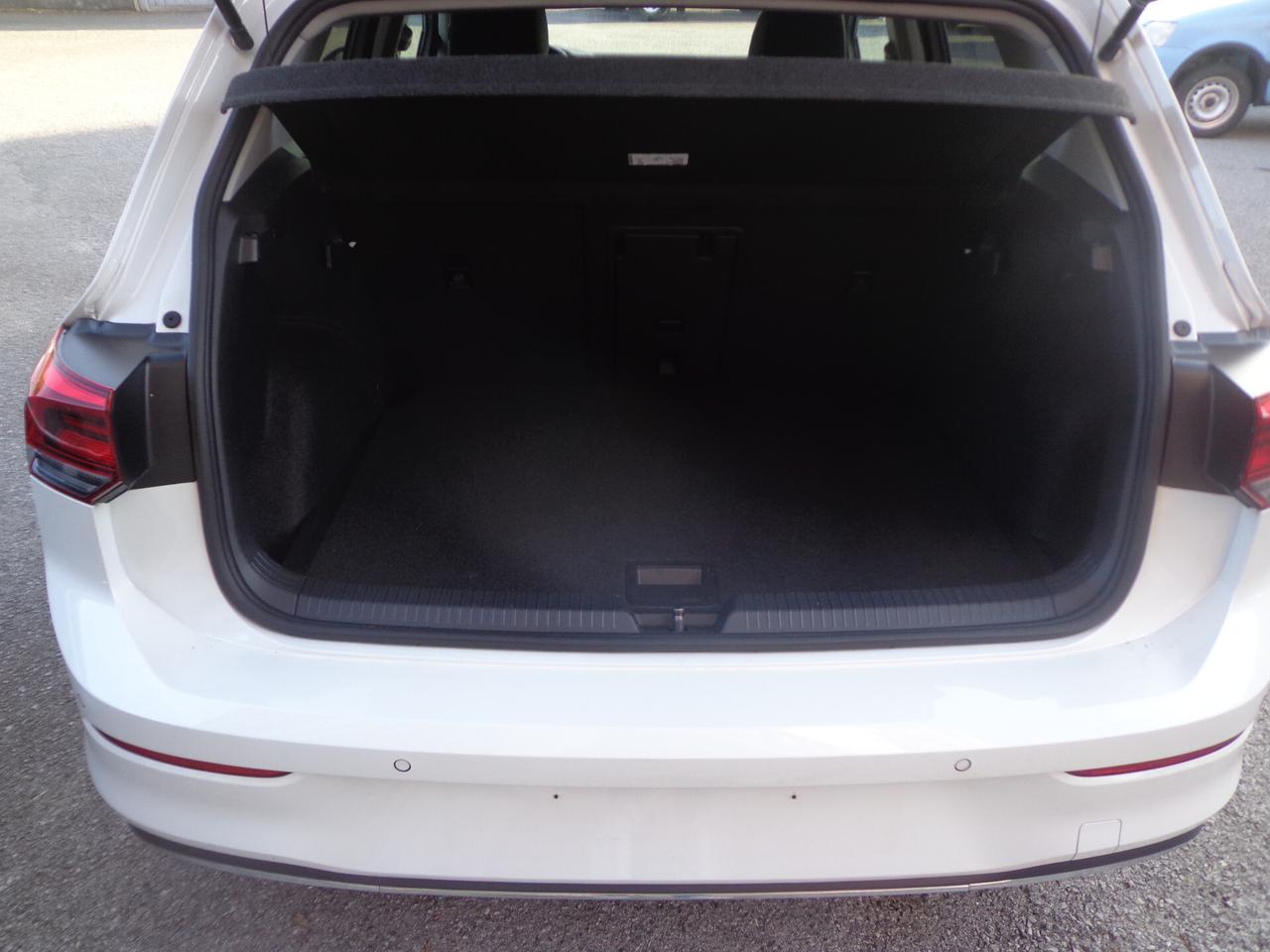 Volkswagen Golf 2.0 TDI 115 CV SCR Life