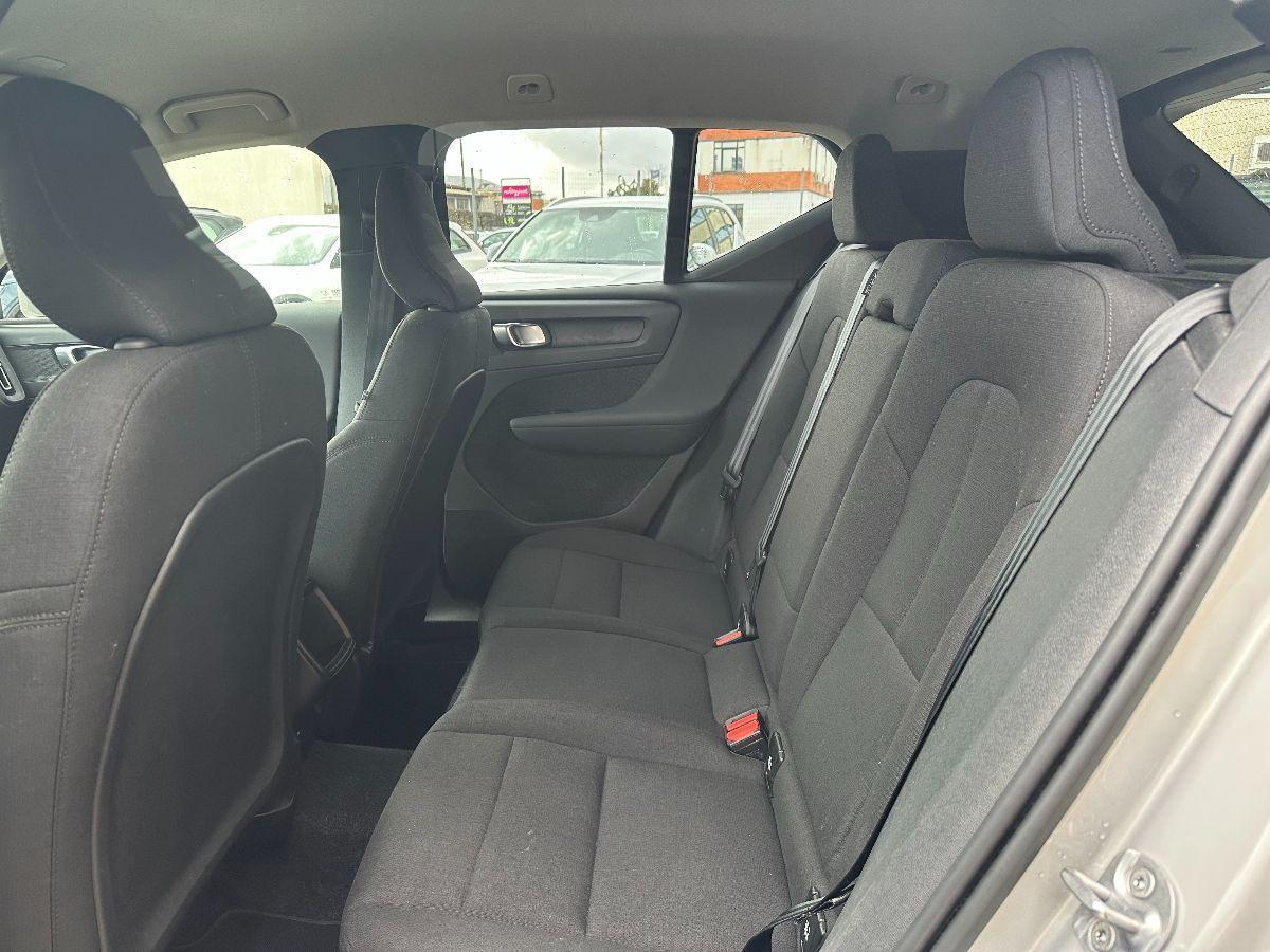 VOLVO - XC40 - T2 automatico Essential