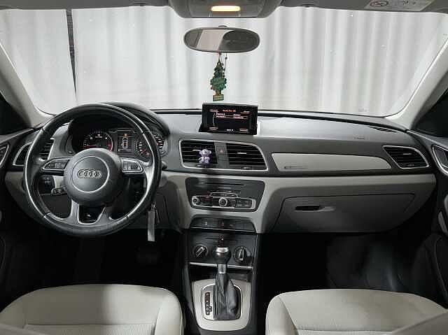 Audi Q3 2.0 TDI Business