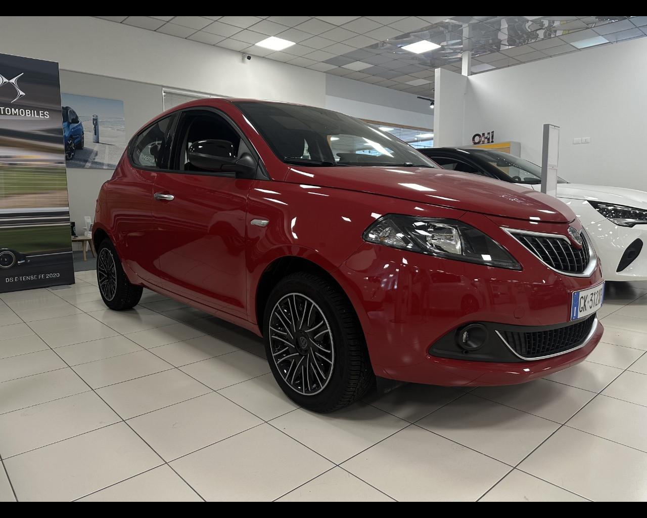 LANCIA Ypsilon 3ª serie - Ypsilon 1.0 FireFly 5 porte S&S Hybrid Ec