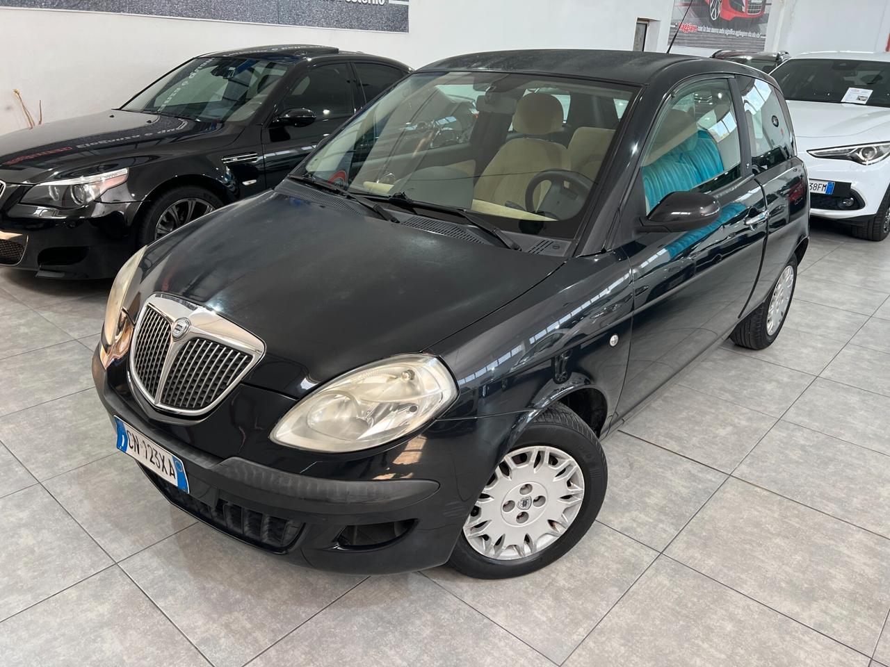 Lancia Ypsilon 1.2 80 CV - PLATINO - 2005