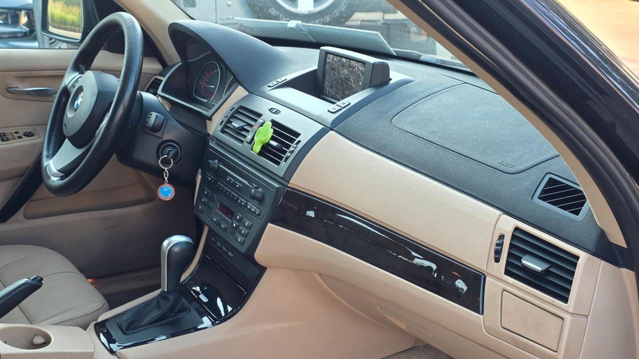 Bmw X3 2.0d cat Futura
