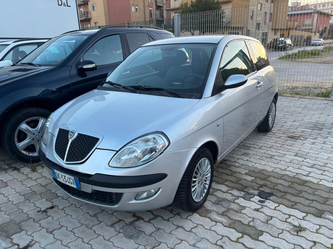 Lancia Ypsilon 1.2 Modamilano 60cv