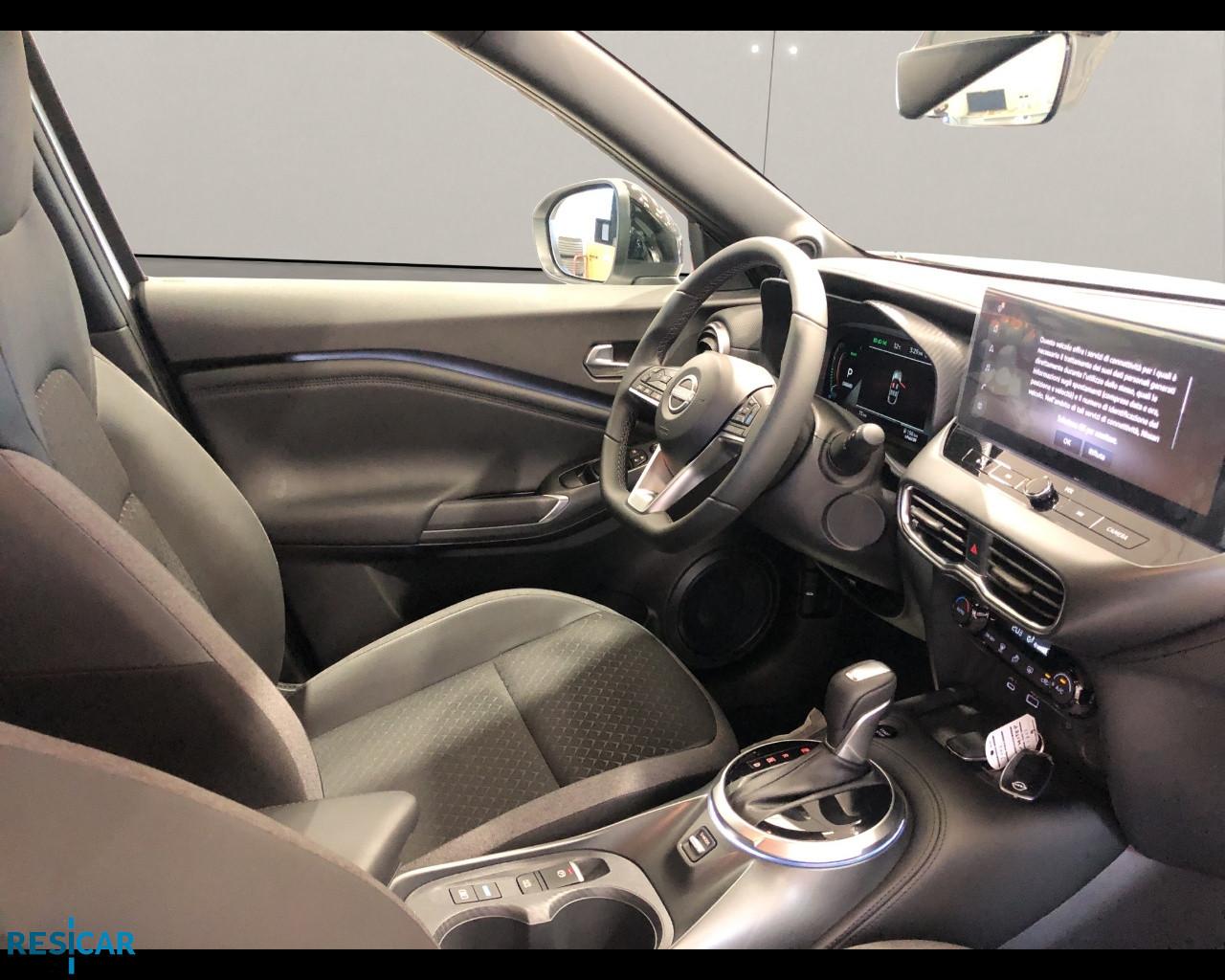 NISSAN JUKE N-CONNECTA AMT