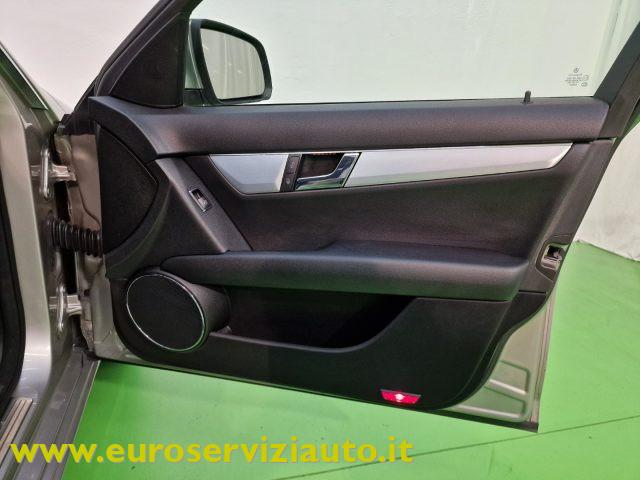 MERCEDES-BENZ C 180 Kompressor Avantgarde