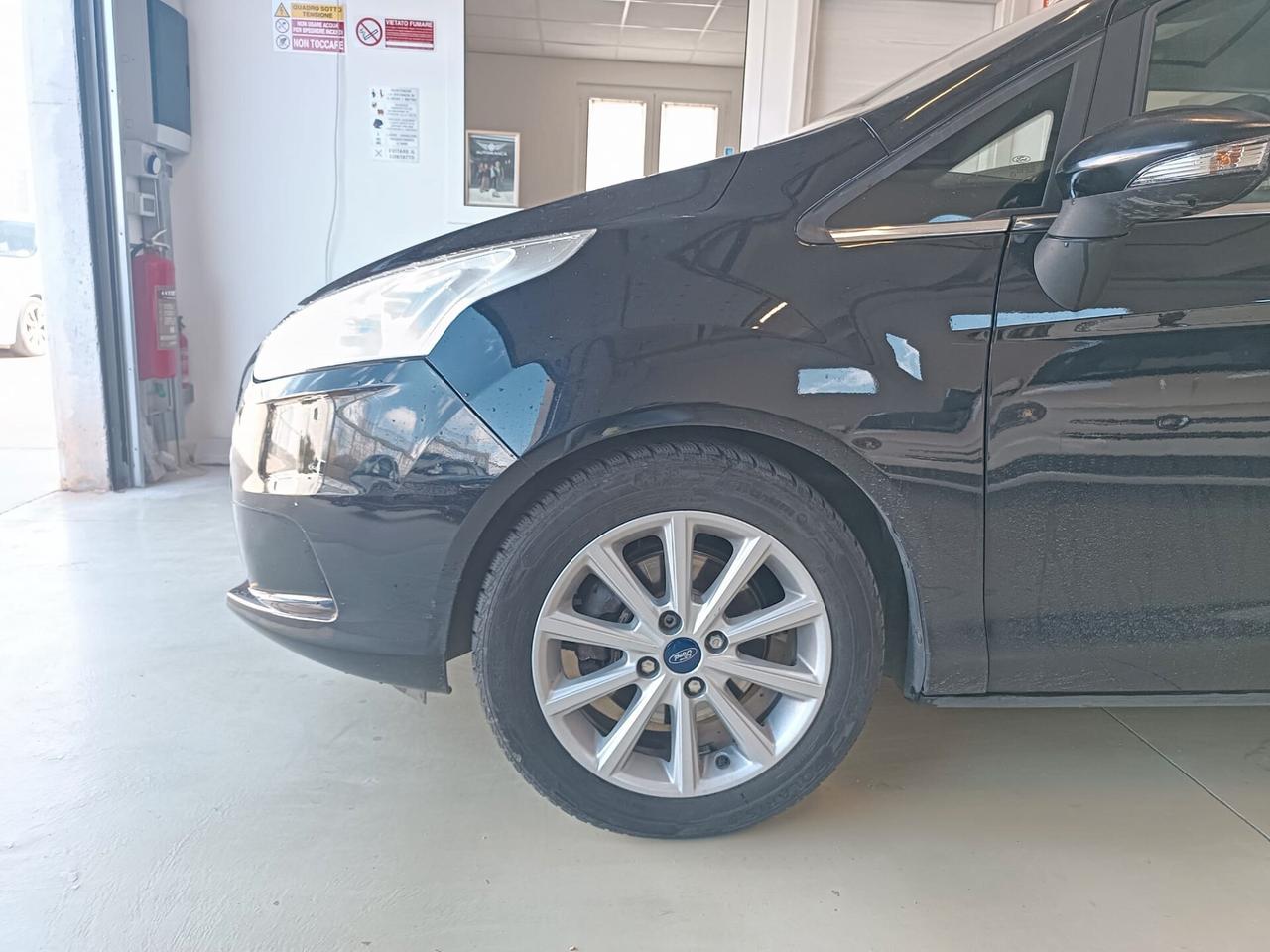 Ford B-Max 1.5 TDCi 75 CV Business Titanium