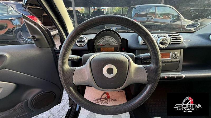 smart fortwo coupè RATA MENSILE 139,00 EURO 1.0 45kW MHD pure