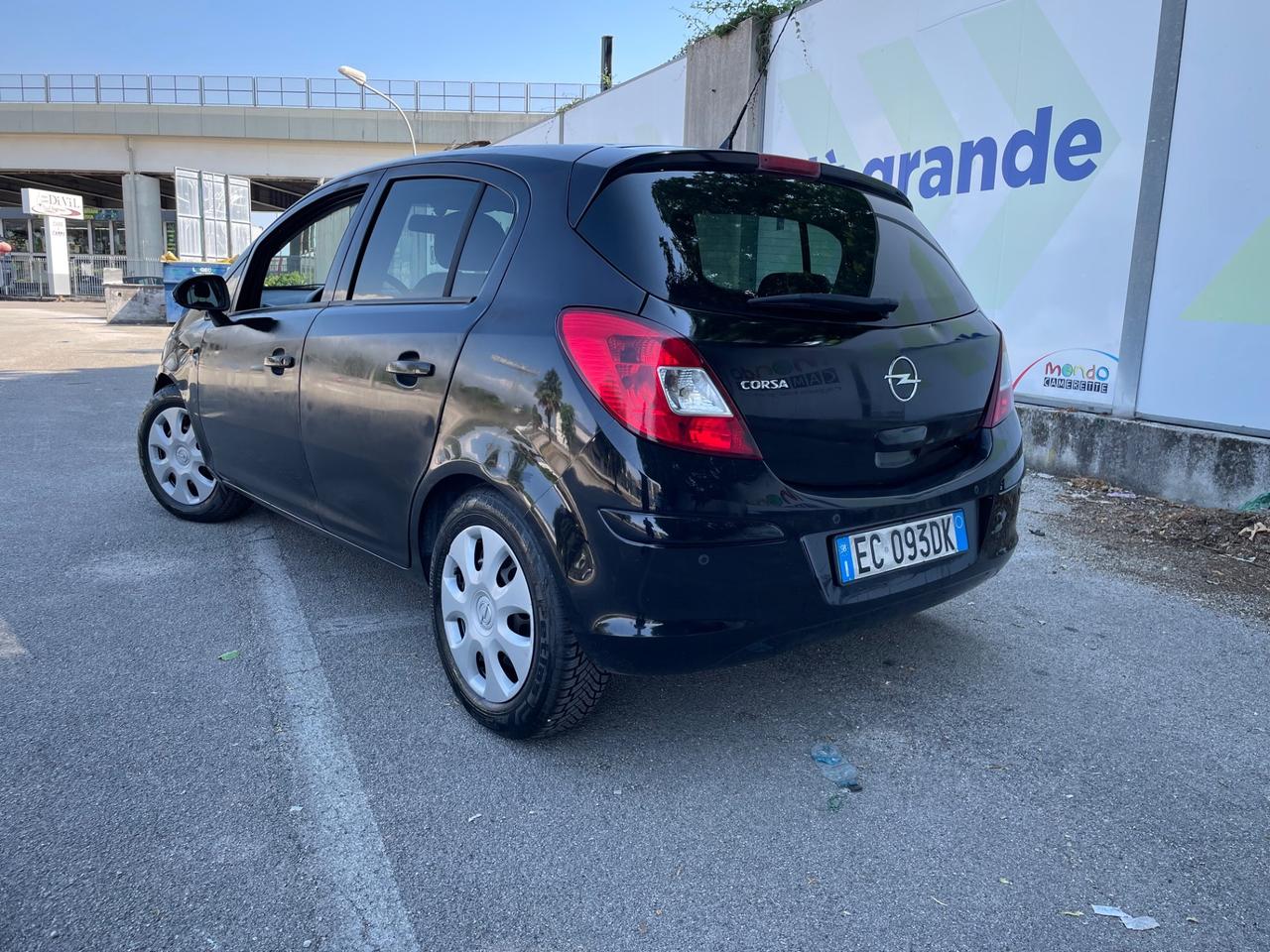 Opel Corsa 1.2 80CV 5 porte GPL-TECH Club 2011