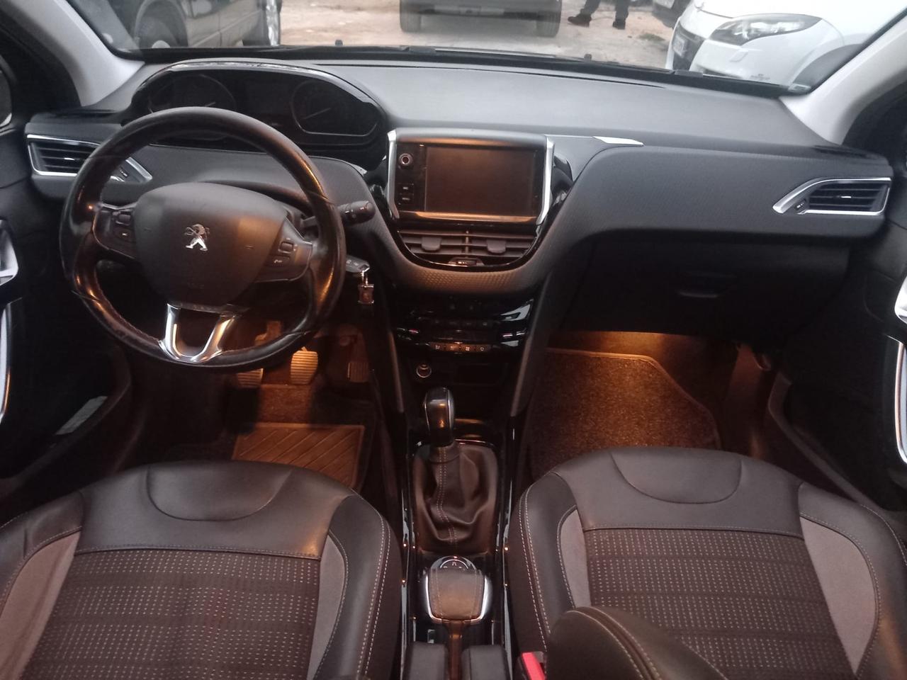 Peugeot 2008 BlueHDi 120 S&S Allure