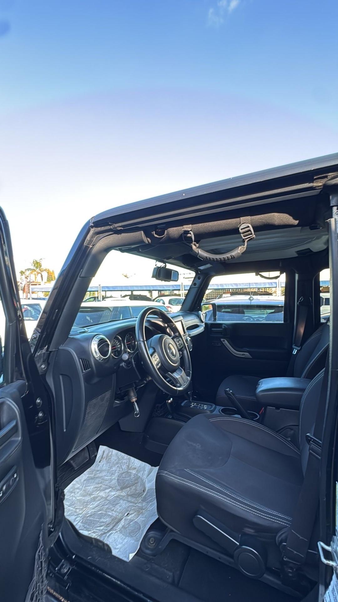 Jeep Wrangler Unlimited 2.8 CRD DPF Sahara/NAVI