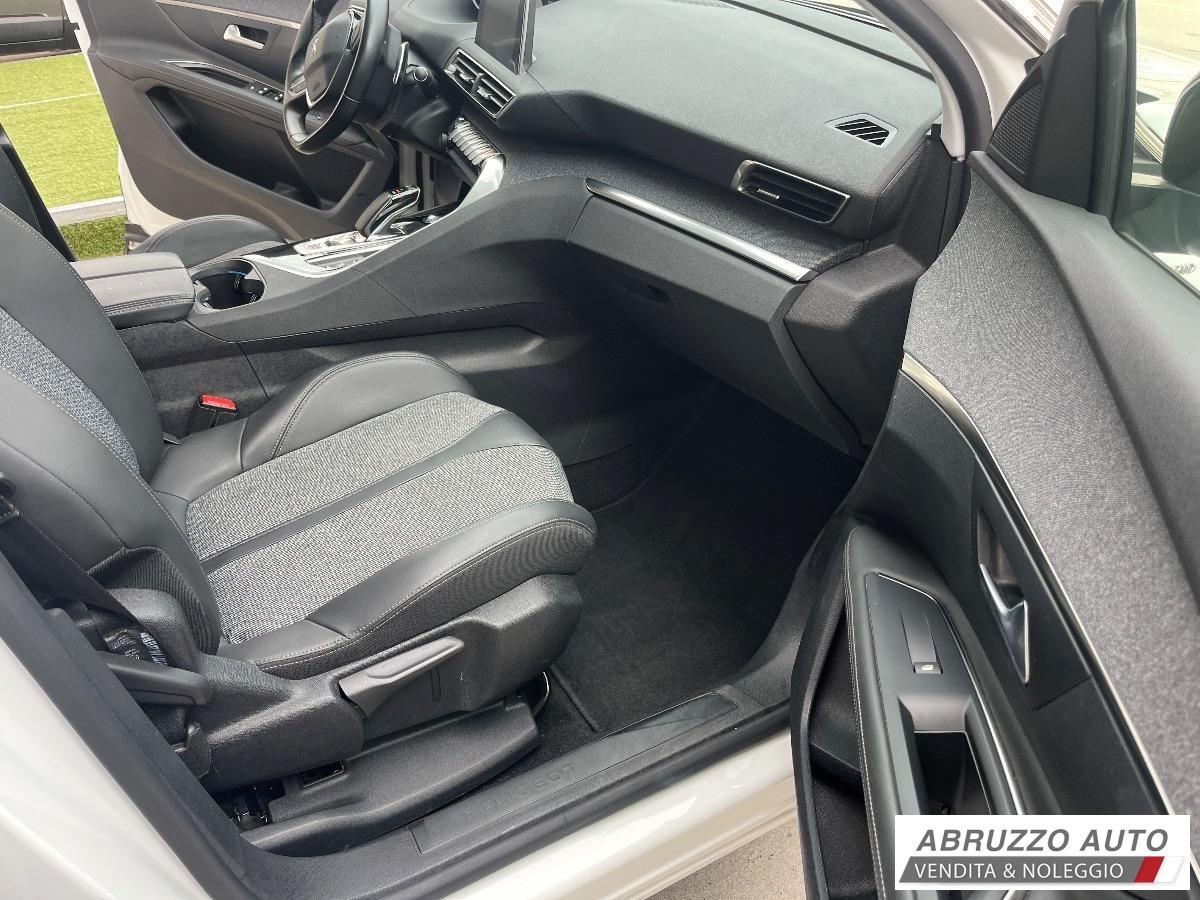 PEUGEOT 3008 Hybrid 225 e-EAT8 Allure VENDUTA