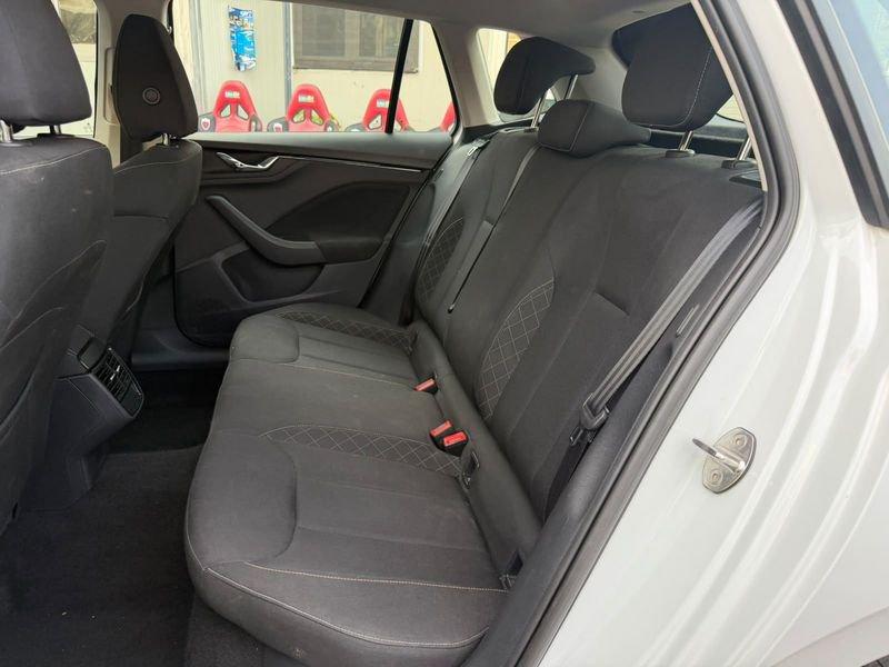 Škoda Kamiq 1.0 TSI 95cv Style
