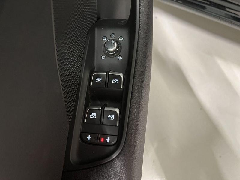Audi A3 Sportback 35 TFSI COD S-Tronic Sport - prezzo vero senza obbligo di finanziamento