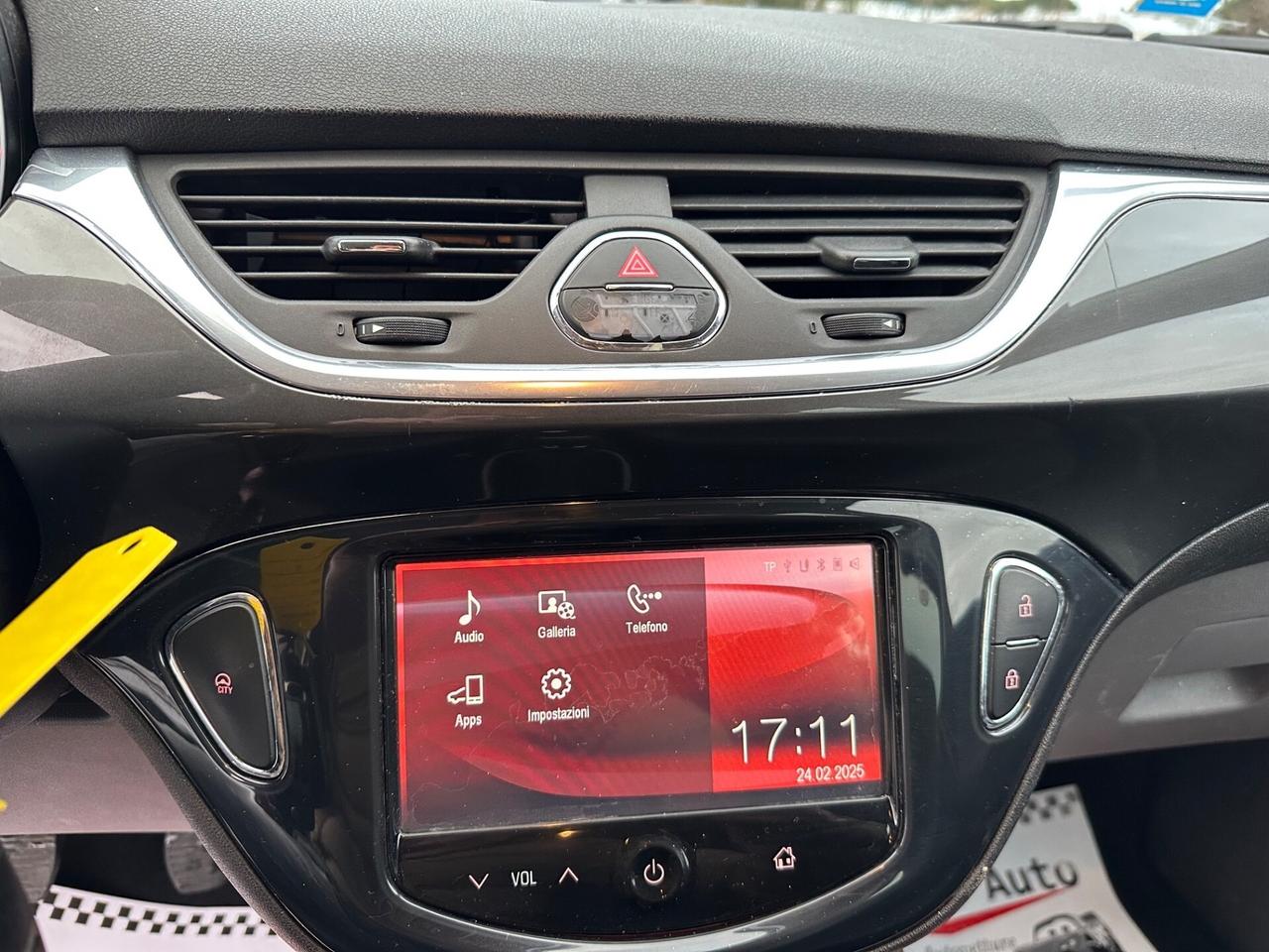 Opel Corsa 2015 1.2 69CV 5 porte b-Color STUPENDA