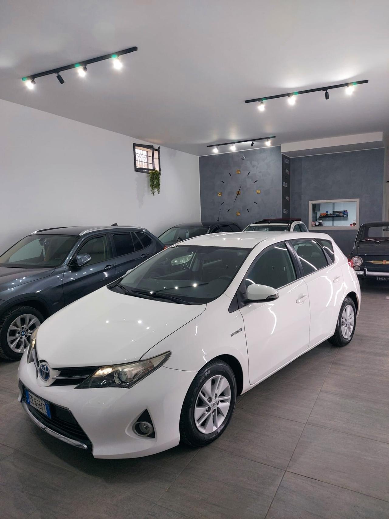 Toyota Auris 1.8 Hybrid 5 porte Lounge