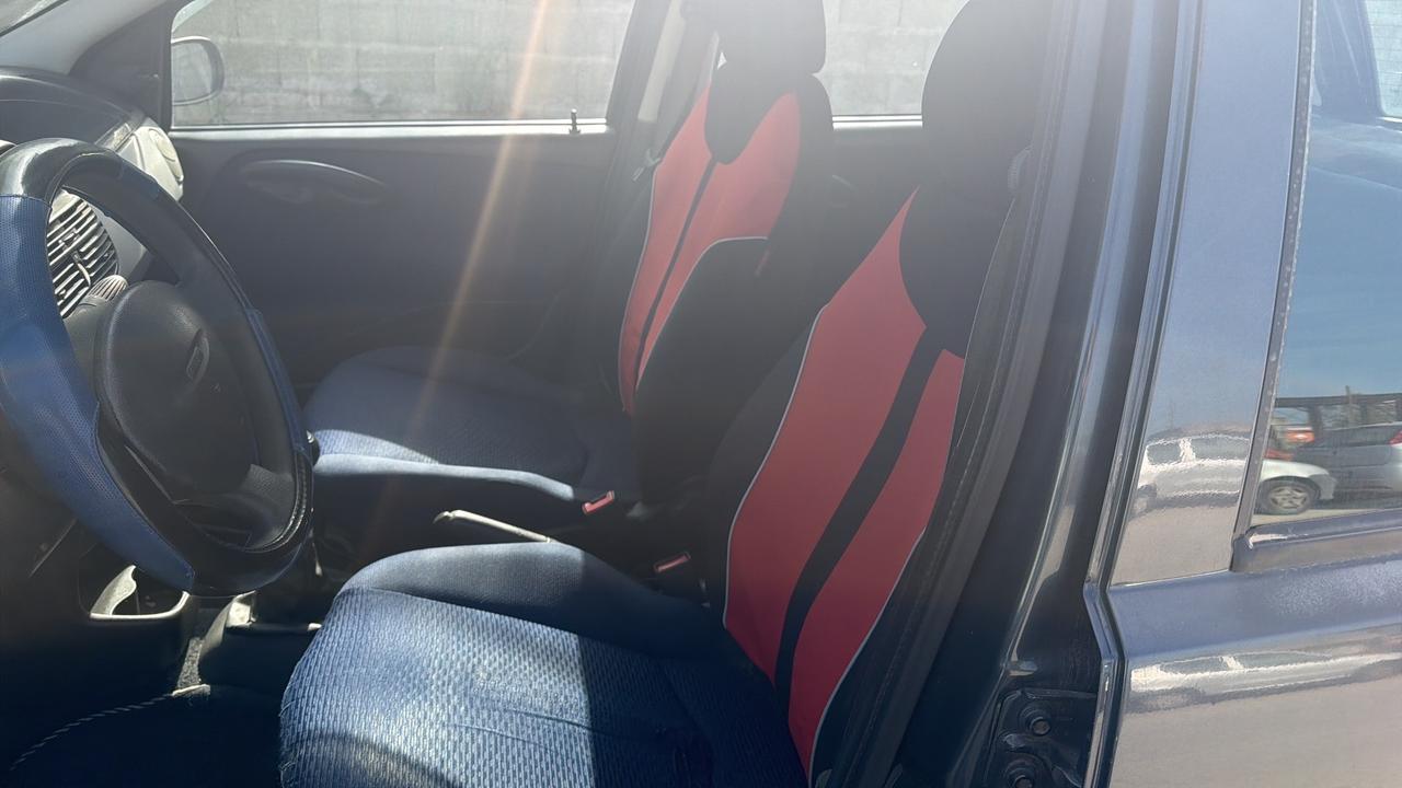 Fiat Punto 1.2 benzina Classic 5 porte 2002